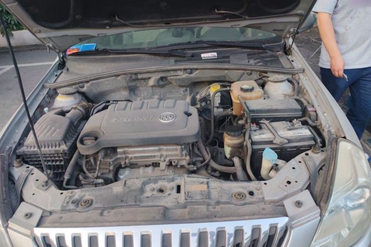 Used Buick Excelle 2015 1.5L Automatic Classic Model Engine Bay