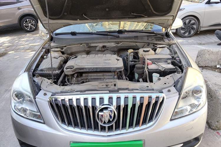 Used Buick Excelle 2015 1.5L Manual Classic Trim Engine Bay