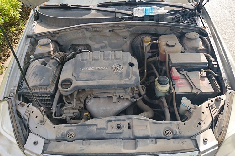 Used Buick Excelle 2015 1.5L Manual Classic Trim Engine Bay