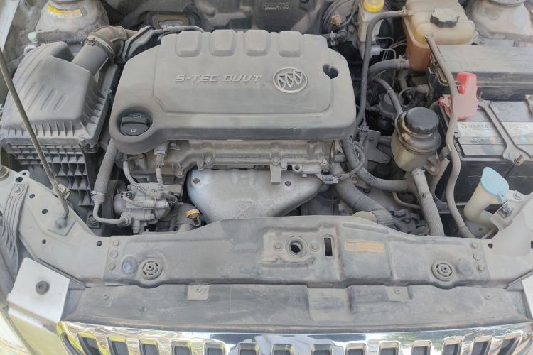 Used Buick Excelle 2015 1.5L Automatic Classic Model Engine Bay