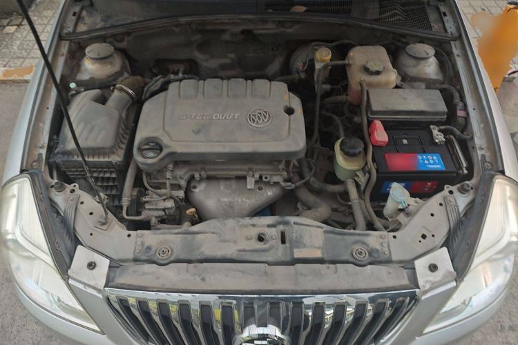 Used Buick Excelle 2015 1.5L Automatic Classic Model Engine Bay