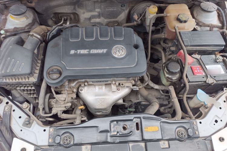 Used Buick Excelle 2015 1.5L Automatic Classic Model Engine Bay