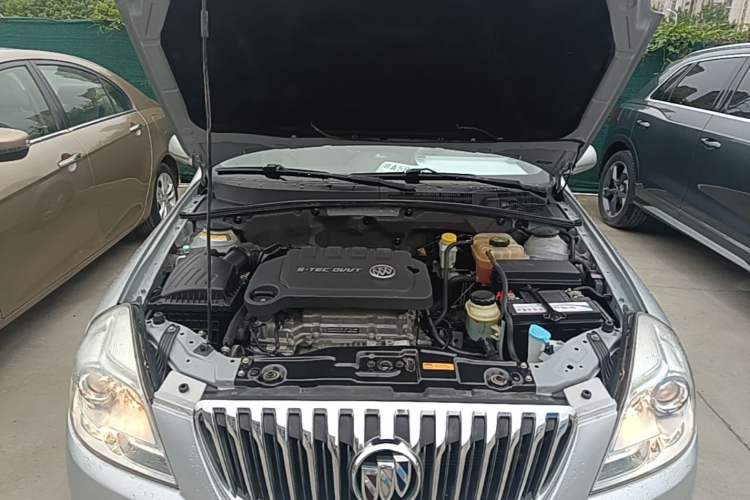 Used Buick Excelle 2015 1.5L Automatic Classic Model Engine Bay