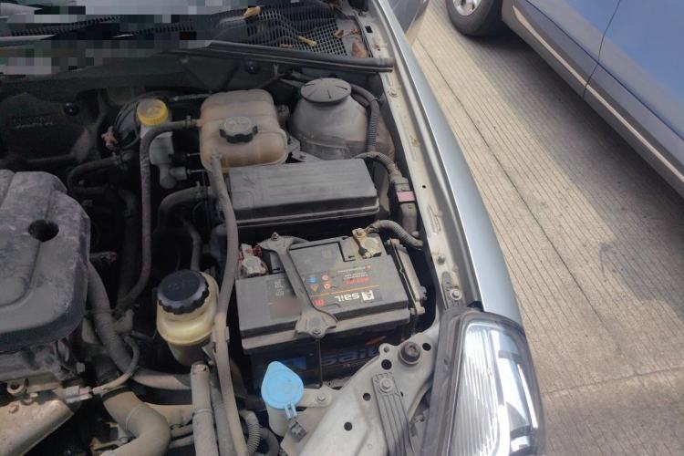 Used Buick Excelle 2015 1.5L Automatic Classic Model Engine Bay Left