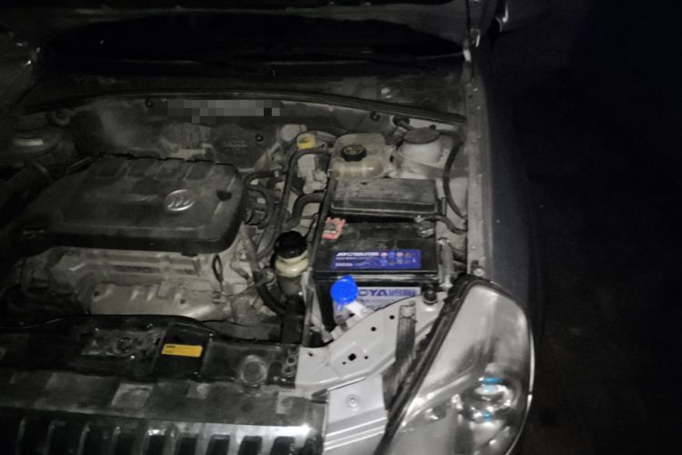 Used Buick Excelle 2015 1.5L Automatic Classic Model Engine Bay Left