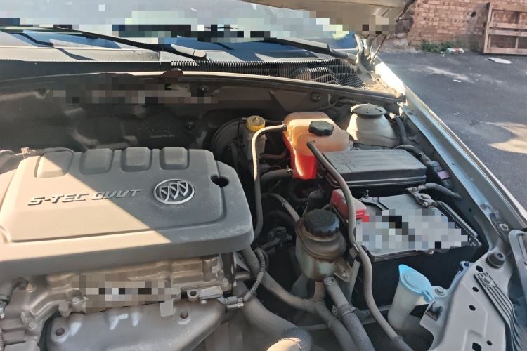 Used Buick Excelle 2015 1.5L Manual Classic Trim Engine Bay Left