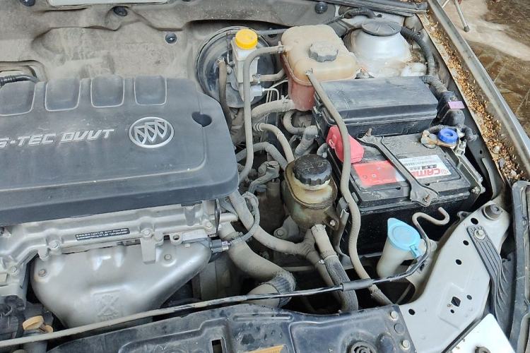 Used Buick Excelle 2015 1.5L Manual Classic Trim Engine Bay Left