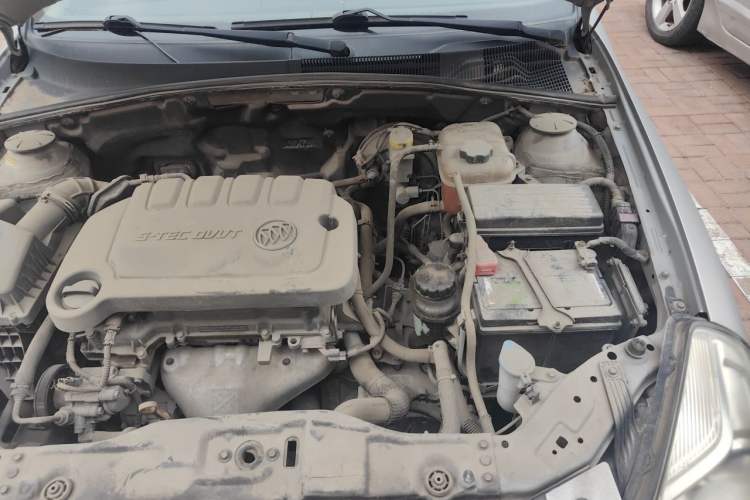 Used Buick Excelle 2015 1.5L Automatic Classic Model Engine Bay Left
