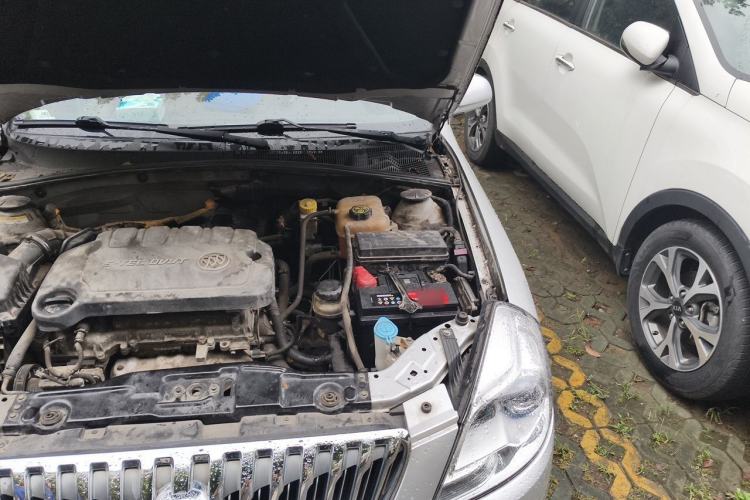 Used Buick Excelle 2015 1.5L Automatic Classic Model Engine Bay Left