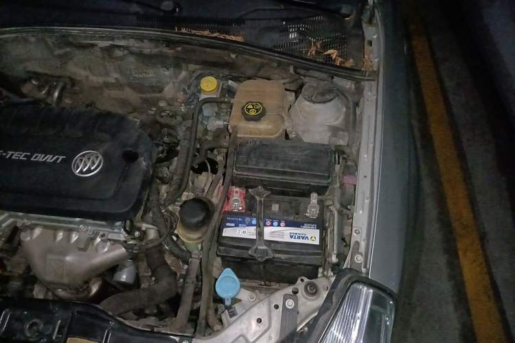 Used Buick Excelle 2015 1.5L Automatic Classic Model Engine Bay Left