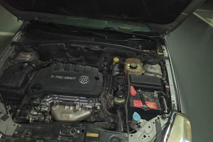Used Buick Excelle 2015 1.5L Automatic Classic Model Engine Bay Left