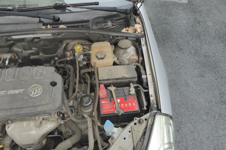 Used Buick Excelle 2015 1.5L Automatic Classic Model Engine Bay Left