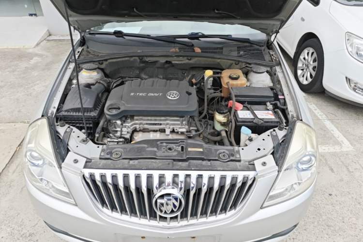 Used Buick Excelle 2015 1.5L Automatic Classic Model Engine Bay