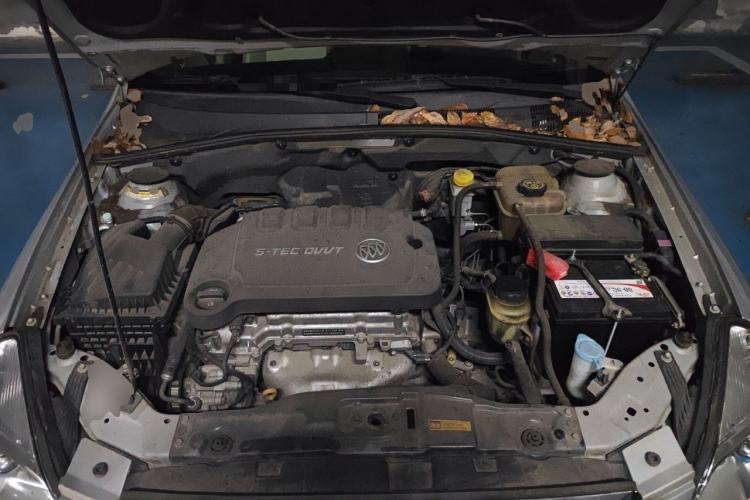Used Buick Excelle 2015 1.5L Automatic Classic Model Engine Bay