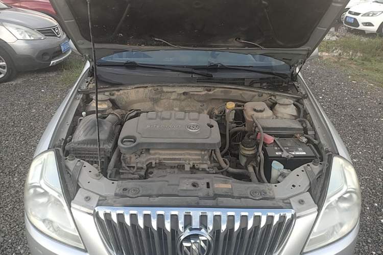 Used Buick Excelle 2015 1.5L Automatic Classic Model Engine Bay
