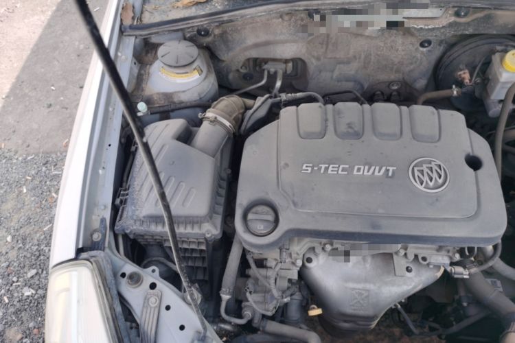 Used Buick Excelle 2015 1.5L Automatic Classic Model Engine Bay Right