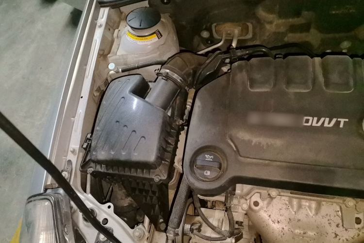 Used Buick Excelle 2015 1.5L Automatic Classic Model Engine Bay Right