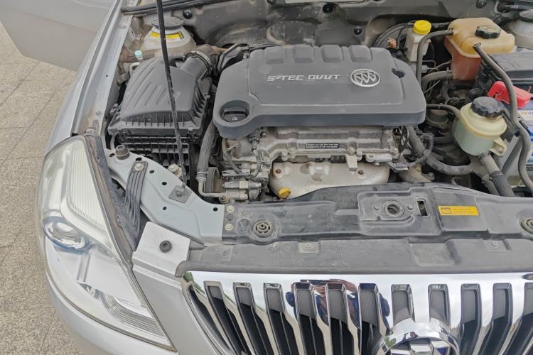 Used Buick Excelle 2015 1.5L Automatic Classic Model Engine Bay Right