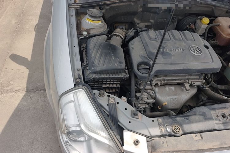 Used Buick Excelle 2015 1.5L Automatic Luxury Edition Engine Bay Right
