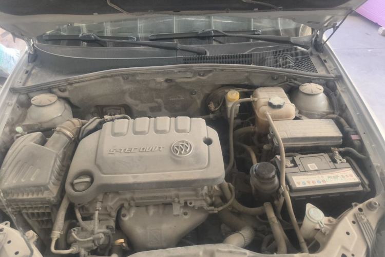 Used Buick Excelle 2015 1.5L Automatic Classic Model Engine Bay