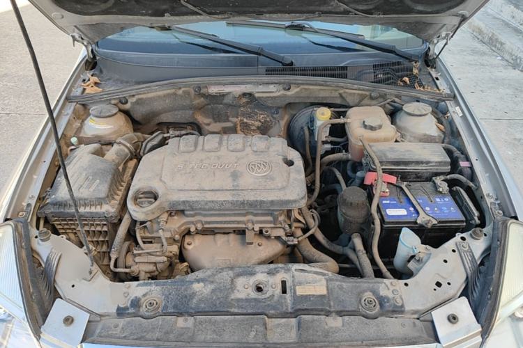 Used Buick Excelle 2015 1.5L Manual Classic Trim Engine Bay