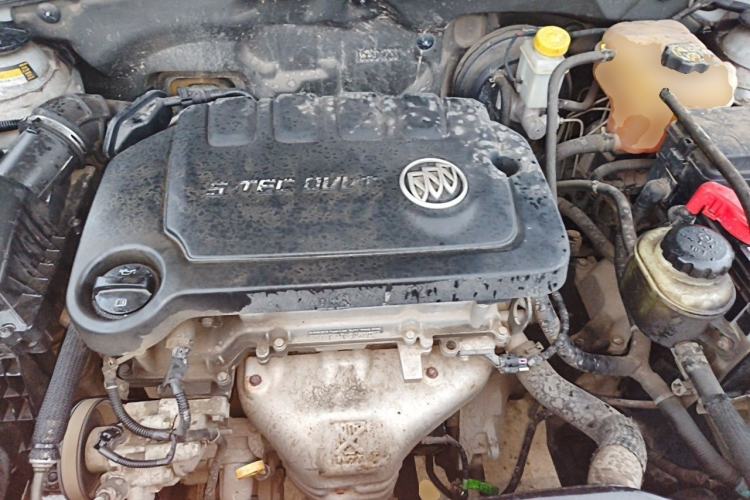 Used Buick Excelle 2015 1.5L Manual Luxury Model Engine Bay