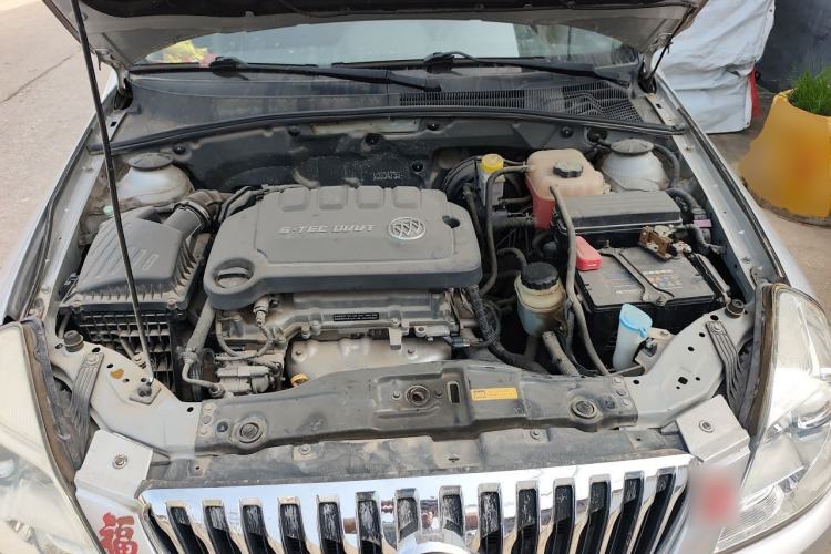 Used Buick Excelle 2015 1.5L Manual Classic Trim Engine Bay