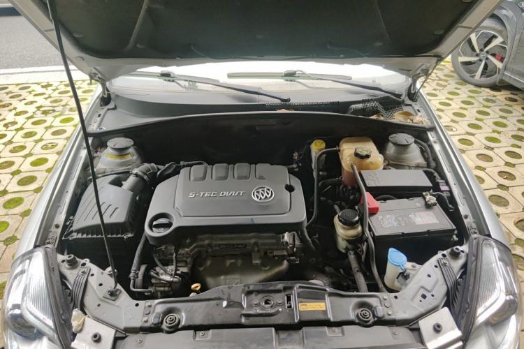 Used Buick Excelle 2015 1.5L Automatic Classic Model Engine Bay