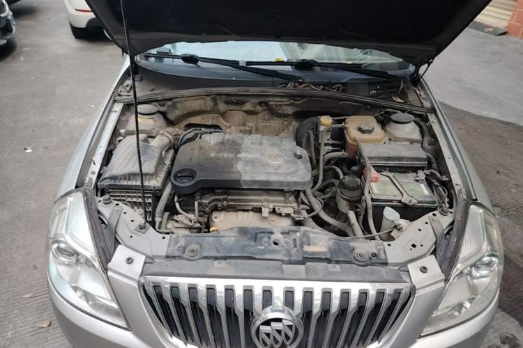 Used Buick Excelle 2015 1.5L Manual Classic Trim Engine Bay