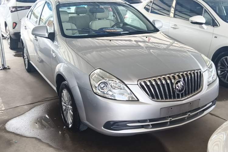 Used Buick Excelle 2015 1.5L Automatic Classic Model Exterior 1