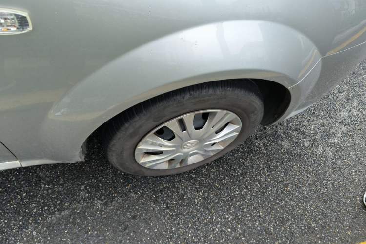 Used Buick Excelle 2015 1.5L Automatic Classic Model Exterior 1