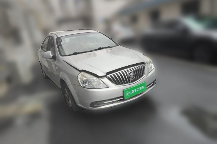 Used Buick Excelle 2015 1.5L Automatic Classic Model Exterior 2