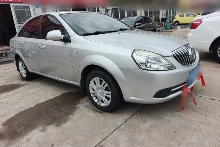 Used Buick Excelle 2015 1.5L Automatic Classic Model Exterior 2