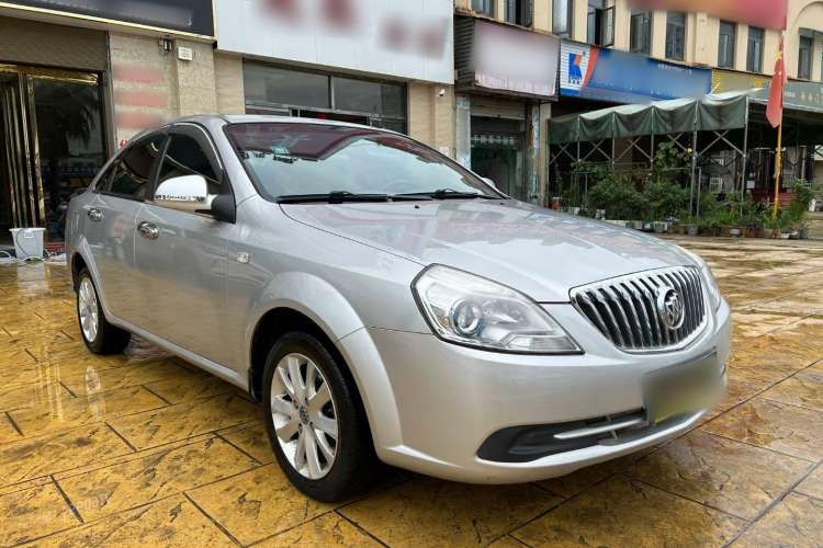 Used Buick Excelle 2015 1.5L Automatic Classic Model Exterior 2