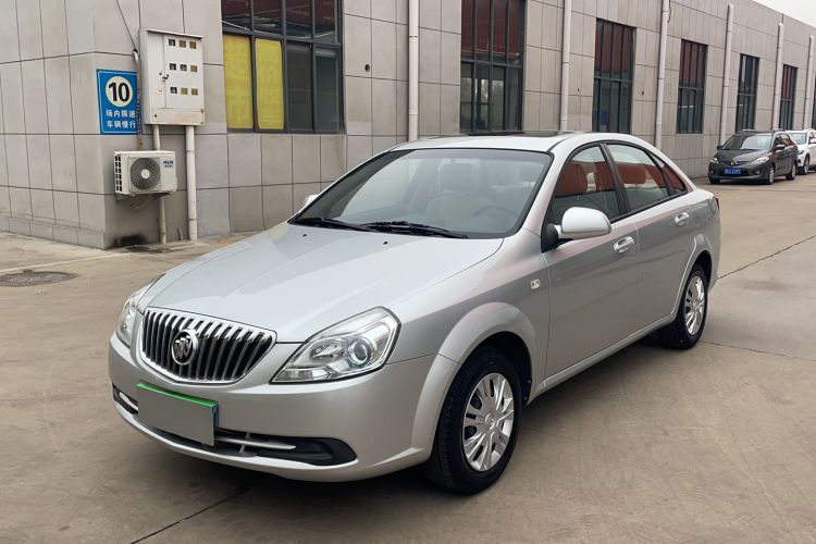 Used Buick Excelle 2015 1.5L Manual Classic Trim Exterior 2