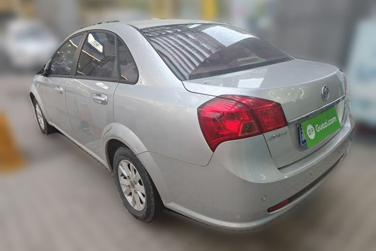 Used Buick Excelle 2015 1.5L Automatic Classic Model Exterior 3