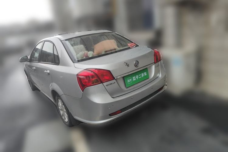 Used Buick Excelle 2015 1.5L Automatic Classic Model Exterior 3