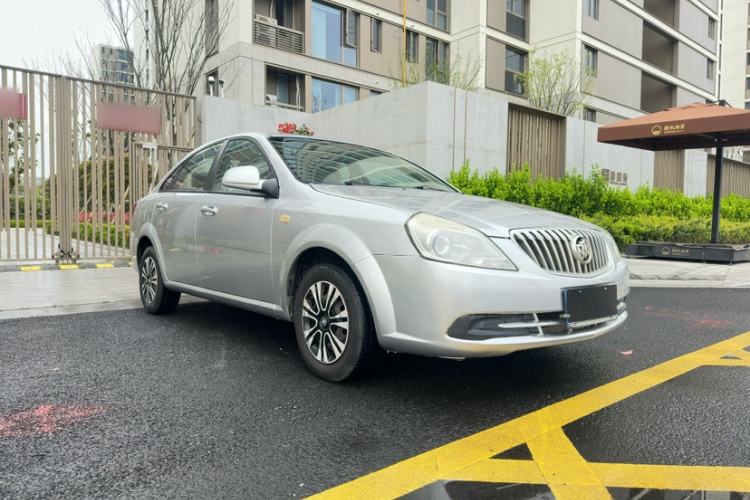 Used Buick Excelle 2015 1.5L Automatic Classic Model Exterior 5
