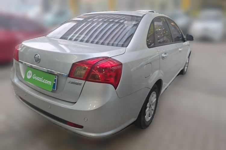 Used Buick Excelle 2015 1.5L Automatic Classic Model Exterior 5
