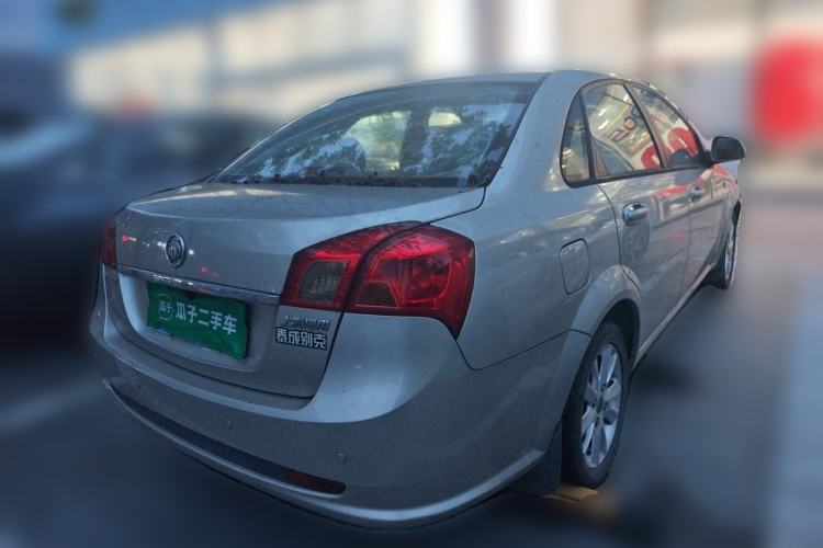 Used Buick Excelle 2015 1.5L Automatic Classic Model Exterior 5