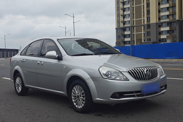 Used Buick Excelle 2015 1.5L Manual Classic Trim Exterior 5
