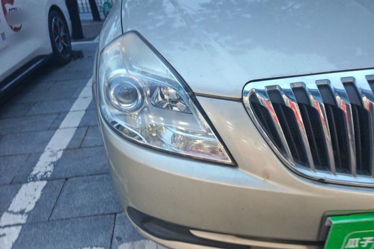 Used Buick Excelle 2015 1.5L Automatic Classic Model Exterior 6