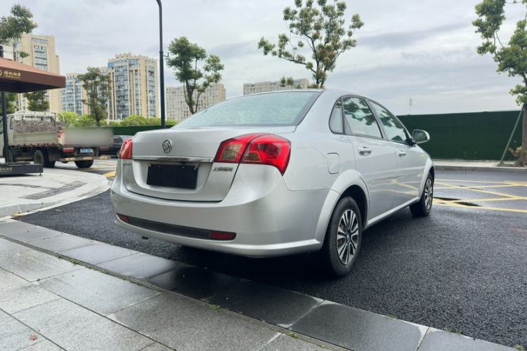 Used Buick Excelle 2015 1.5L Automatic Classic Model Exterior 7