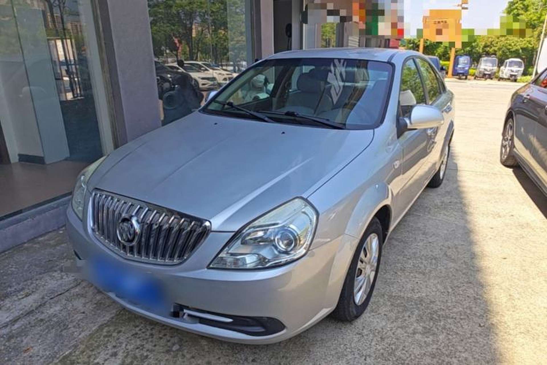 Used Buick Excelle 2015 1.5L Automatic Classic Model Front Left 45 Deg