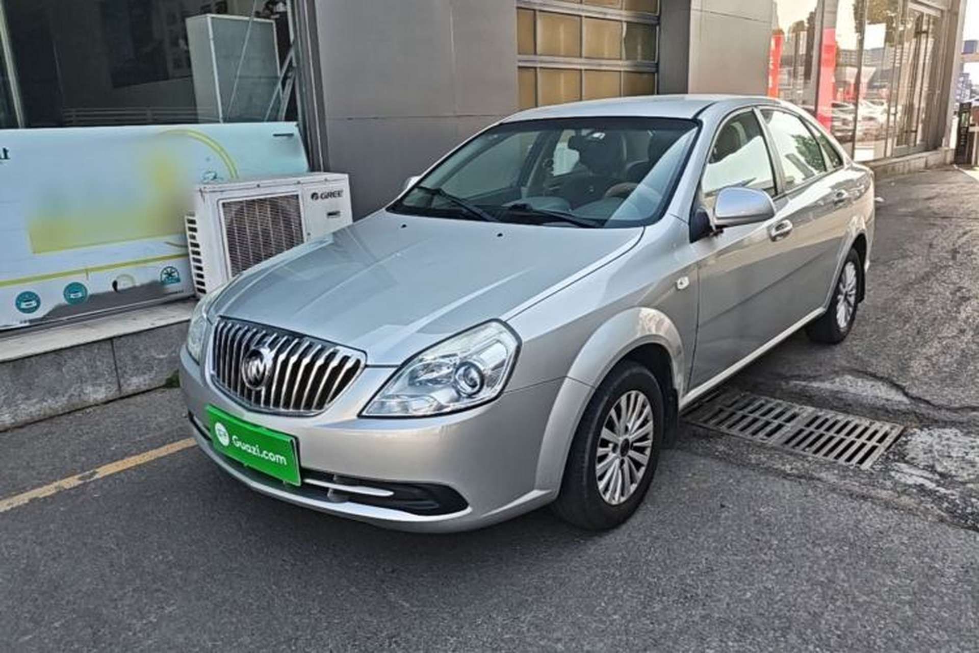 Used Buick Excelle 2015 1.5L Automatic Classic Model Front Left 45 Deg