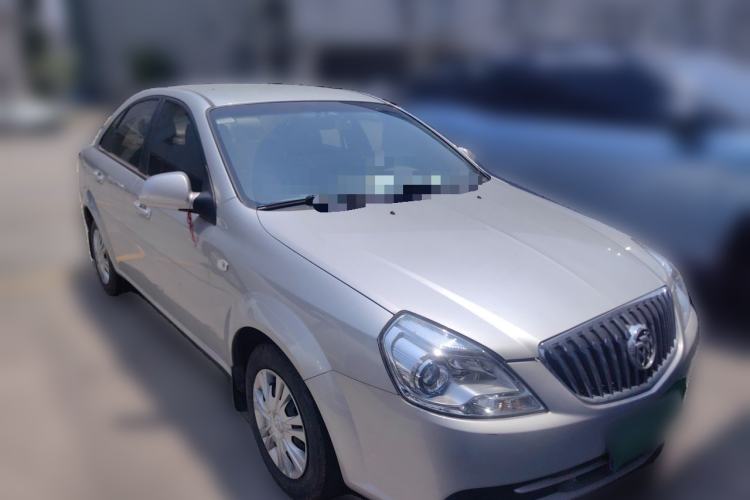 Used Buick Excelle 2015 1.5L Automatic Classic Model Front Right 45 Deg