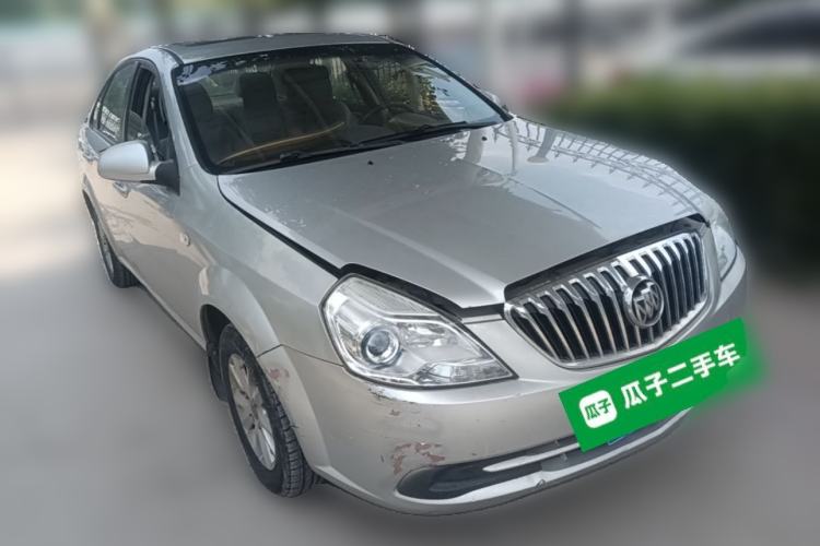 Used Buick Excelle 2015 1.5L Manual Classic Trim Front Right 45 Deg