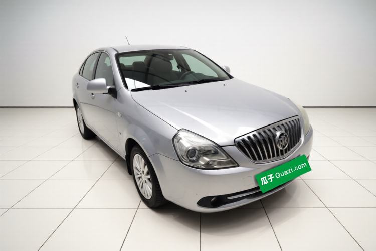 Used Buick Excelle 2015 1.5L Automatic Classic Model Front Right 45 Deg