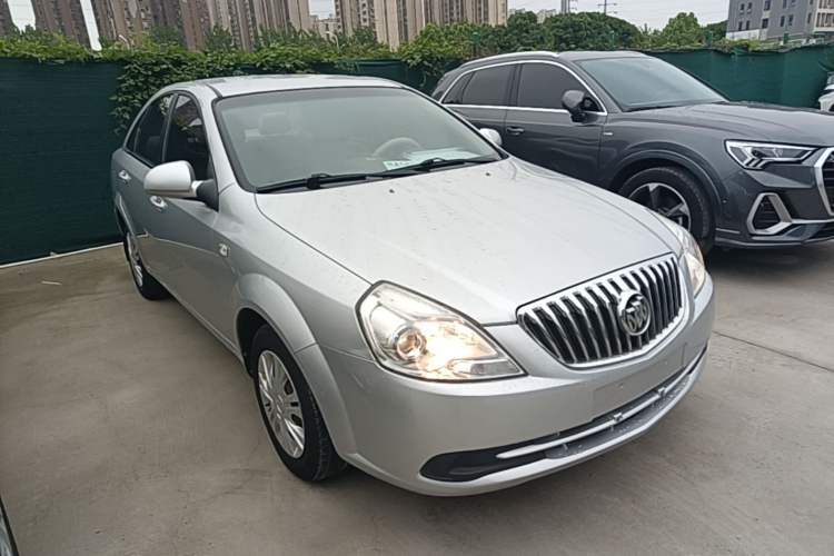 Used Buick Excelle 2015 1.5L Automatic Classic Model Front Right 45 Deg