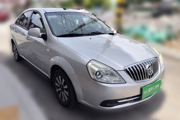 Used Buick Excelle 2015 1.5L Manual Classic Trim Front Right 45 Deg